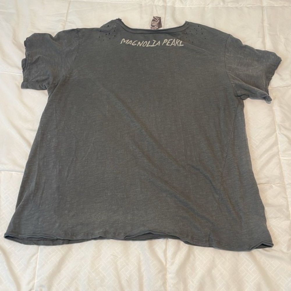 Magnolia Pearl Sovereign Heart T-shirt - Picture 4 of 9